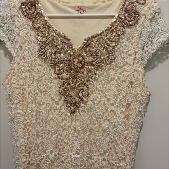 Reba Cream Lace Dress with Brown Detailing - Picture 2 of 5